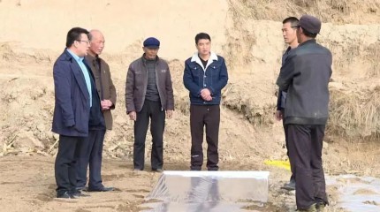  情系家(jiā)鄉 助力扶貧——臨洮縣十八、十九屆人(rén)大(dà)代表裴明(míng)偉